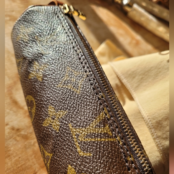 Louis Vuitton Monogram Mini Papillon Bag - Picture 2 of 7